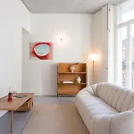 Host Wise - Luxurious Private Flats - Balcony