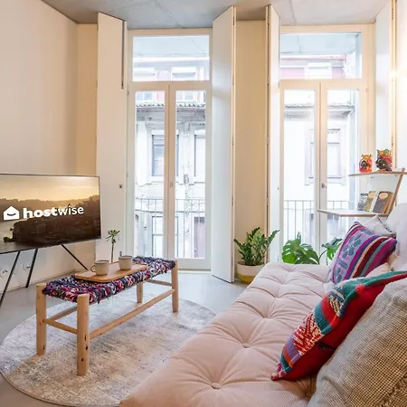 Host Wise - Luxurious Private Flats - Balcony Apartmán