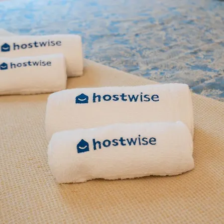 Apartmán Host Wise - Luxurious Private Flats - Balcony *