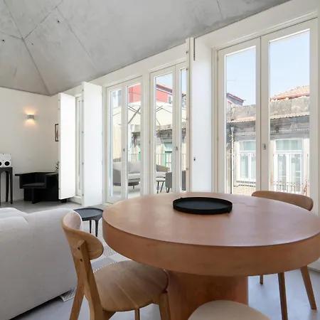 Host Wise - Luxurious Private Flats - Balcony 波尔图