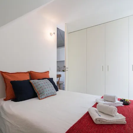 Host Wise - Luxurious Private Flats - Balcony 波尔图