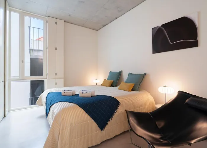 Host Wise - Luxurious Private Flats - Balcony * Porto