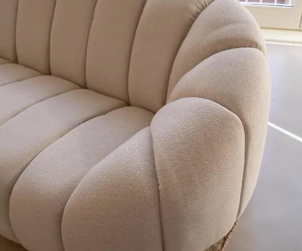 Apartament Host Wise - Luxurious Private Flats - Balcony