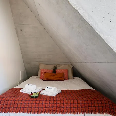 Lägenhet Host Wise - Luxurious Private Flats - Balcony