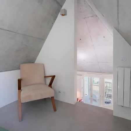 Host Wise - Luxurious Private Flats - Balcony Lägenhet