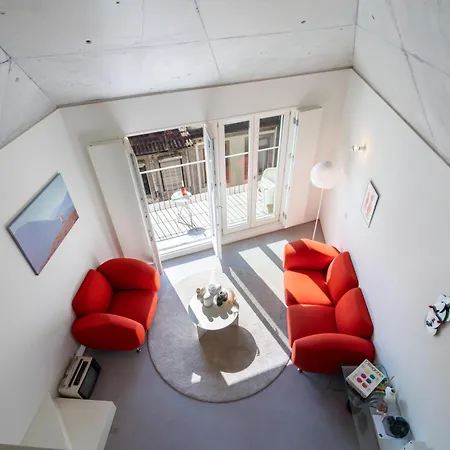 Host Wise - Luxurious Private Flats - Balcony * Oporto
