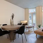 Host Wise - Luxurious Private Flats - Balcony Apartment Porto