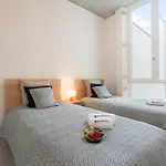 Apartment Host Wise - Luxurious Private Flats - Balcony Porto