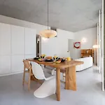 Host Wise - Luxurious Private Flats - Balcony Apartment Porto