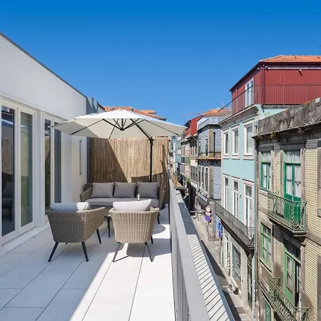 Host Wise - Luxurious Private Flats - Balcony * ポルト